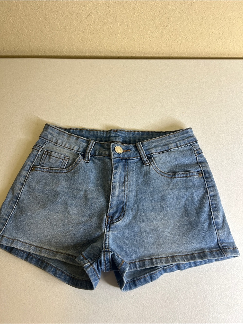 Classic Light-Wash Blue Denim Women's Shorts from SHEIN Size 4